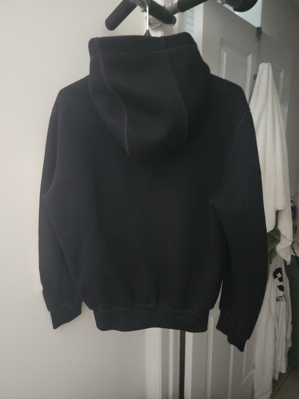 DSQUARED2 Black Full-Zip Hooded Sweatshirt with Sleeve Logo. Never Worn. New!! - Picture 4 of 10
